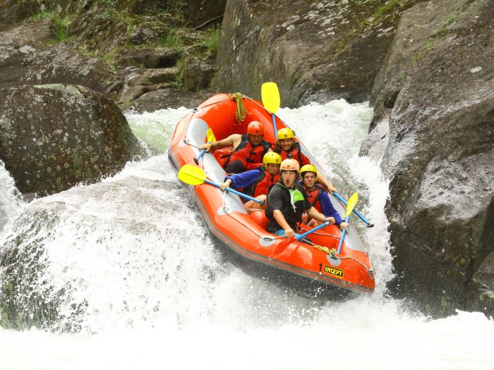 River Rats Raft & Kayak - Wairoa Grade 5 Rafting